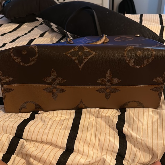 Authentic Louis Vuitton will ship with box and store bag - Picture 5 of 15